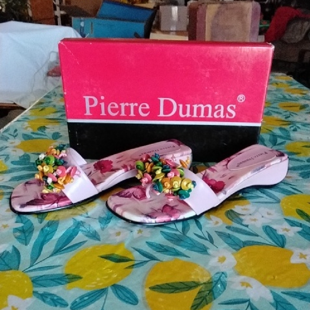 Pierre Dumas Pink Floral Sandals Vibrant Style 7 1/2 M